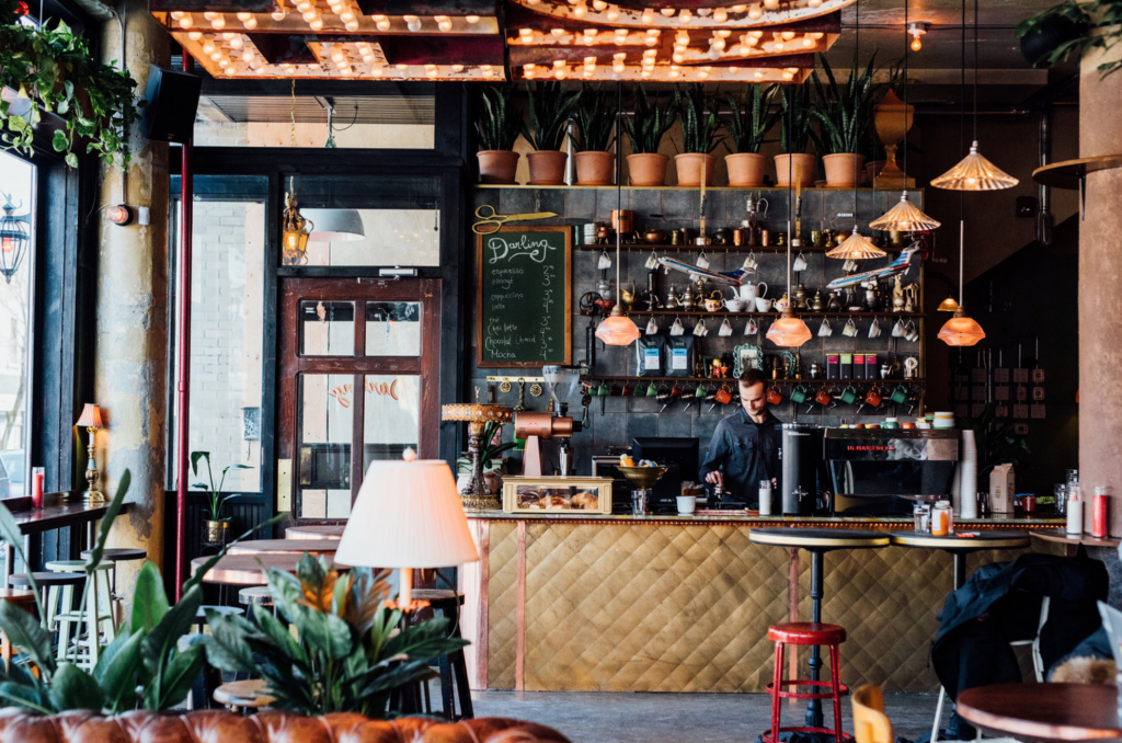 Café Sfouf : le café montréalais réconfortant rue Ontario Est