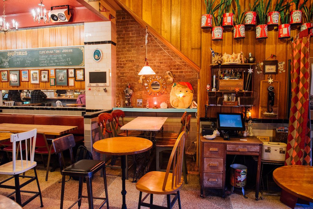 Bar le Majestique bien boire et bien manger — TASTET