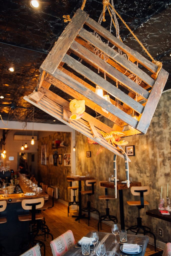 Restaurant rue van horne outremont Clearance